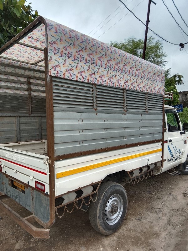 mahindra bolero...