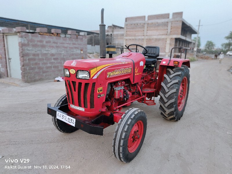 Mahindra 275Di...