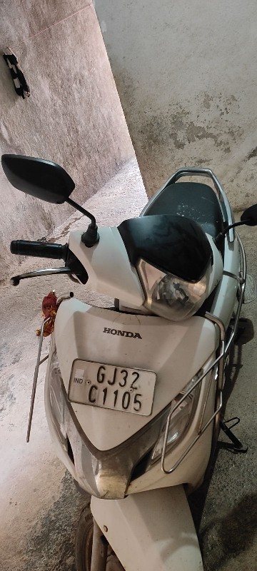 activa 125