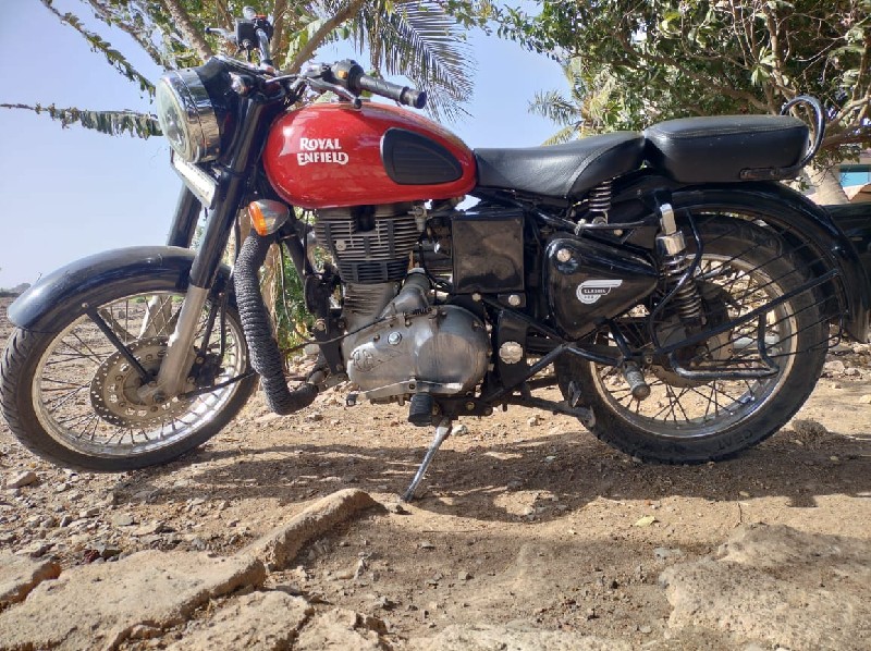 royal Enfield 3...