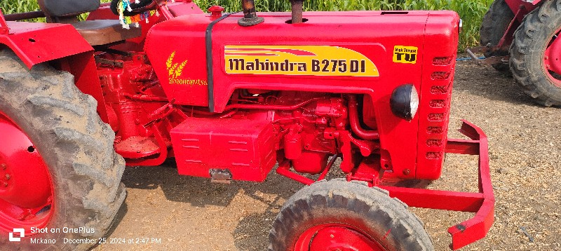 Mahindra 275