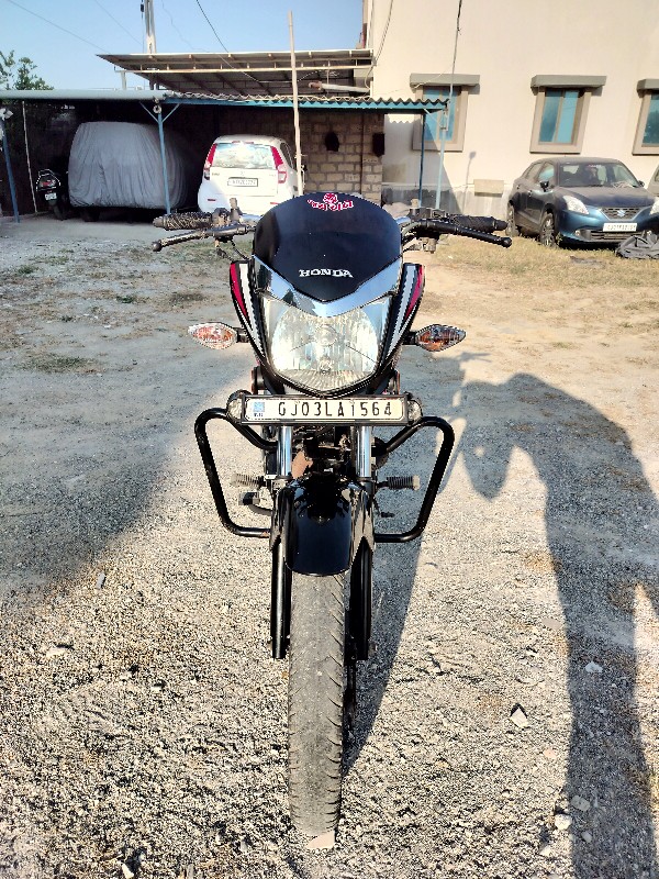 HONDA CB SHINE...