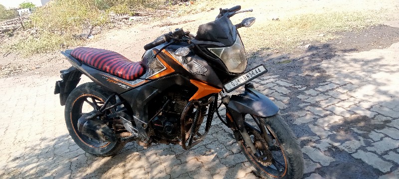 honda hornet ve...