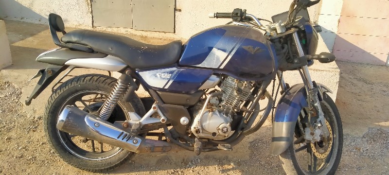 Bajaj V15 Vikra...