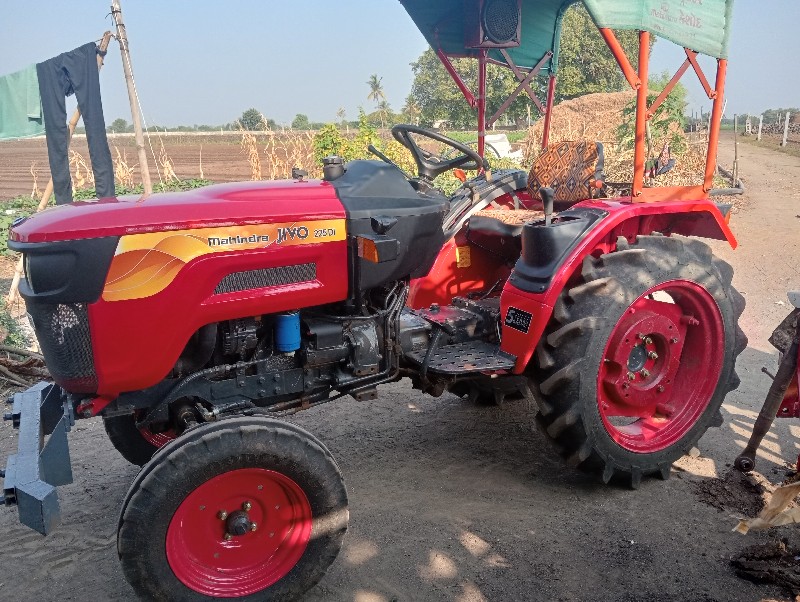 Mahindra jivo 2...