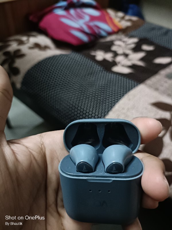 Boat earbuds 13...