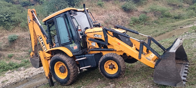 jcb