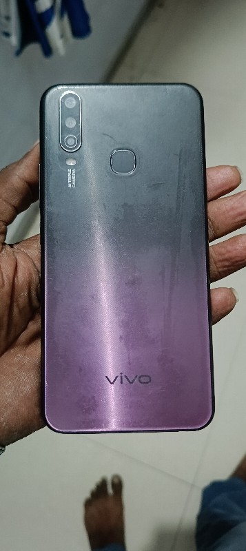 vivo y 12/ 4GB...