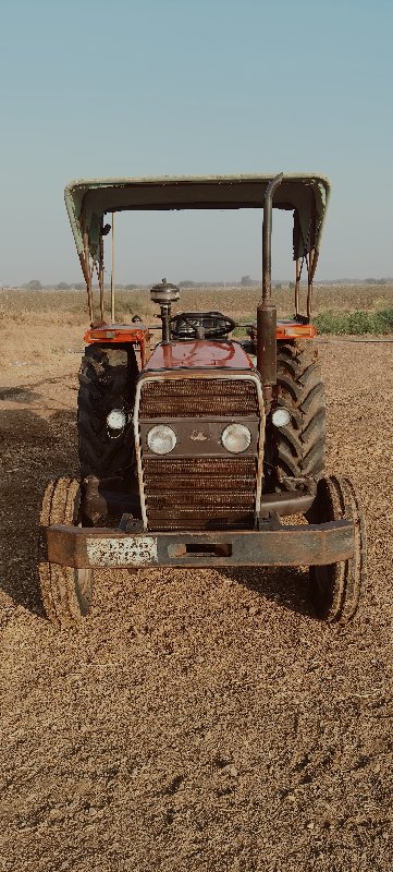 ટ્રેક્ટર વેચવા...