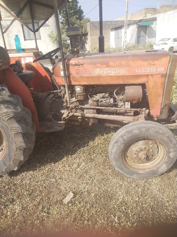 Massey di 1035