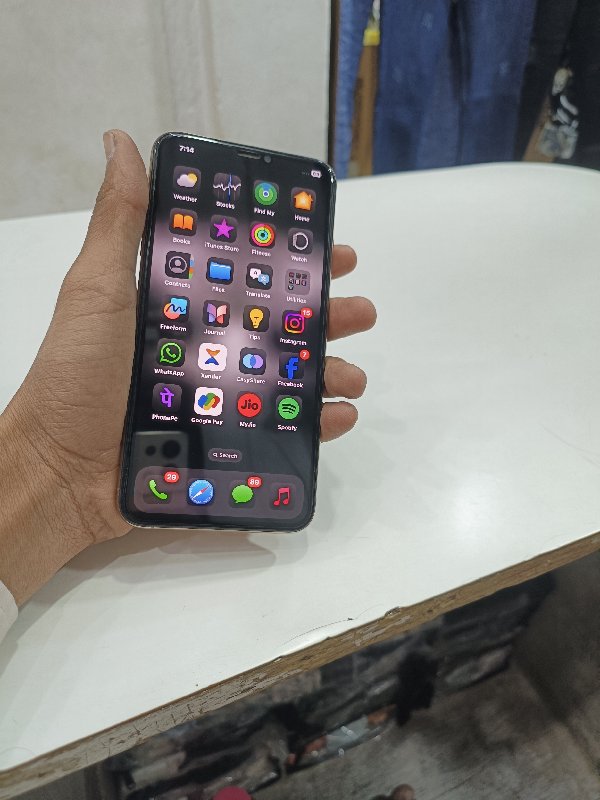 iPhone xs max 6...