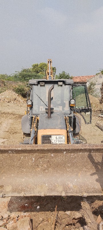 JCB l&T cash