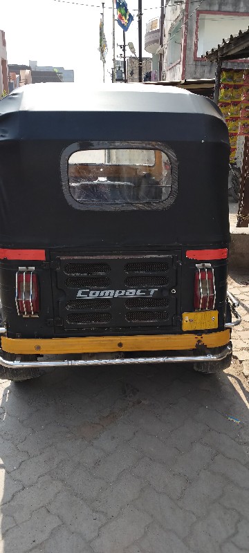 Bajaj auto