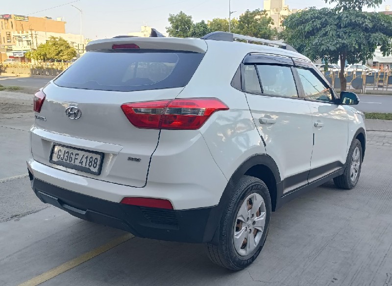 Hyundai creta 2...