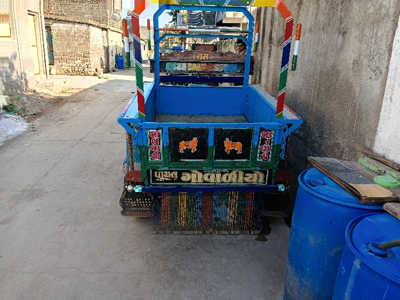 chhakdo riksha