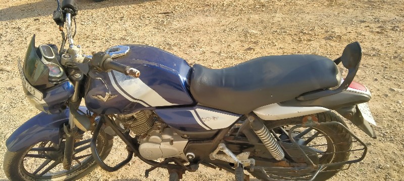 Bajaj V15 Vikra...