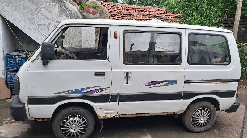 Maruti omni CNG...