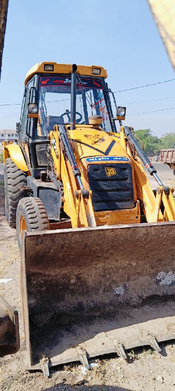 jcb 3dx
modal....