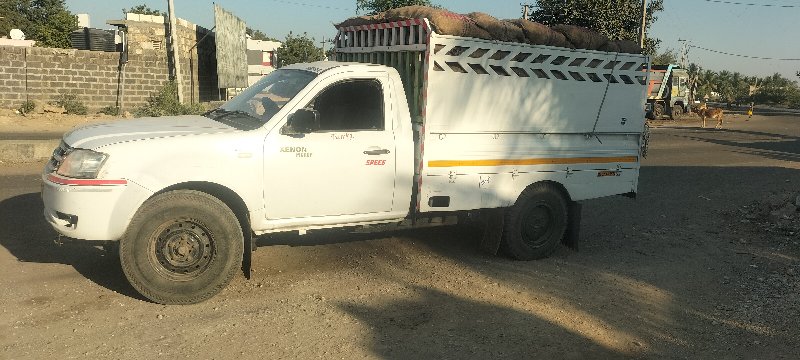 tata xenon pick...