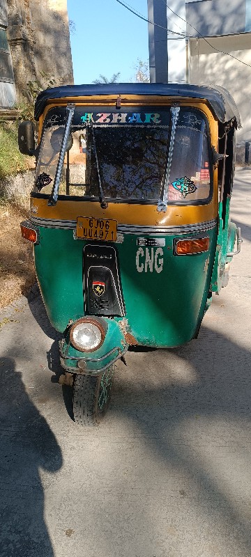 cng riksha