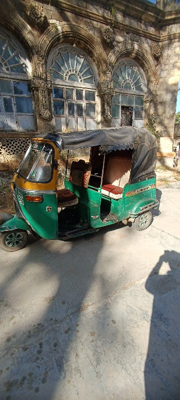 cng riksha