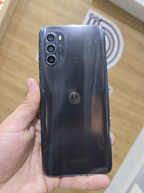 MOTO G52