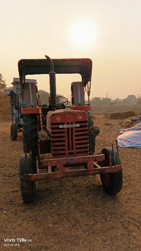 ટ્રેકટર વેચવાનુ...