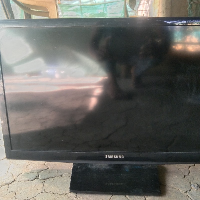 samsung led tv...