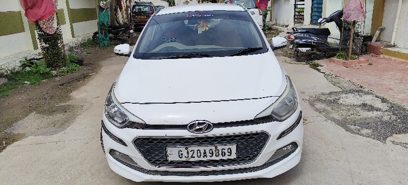 i20 Elite પેટ્ર...