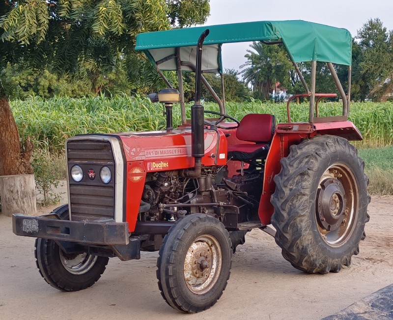 Massey 241 DI મ...