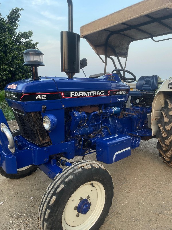 FARMTRAC 42 વેચ...