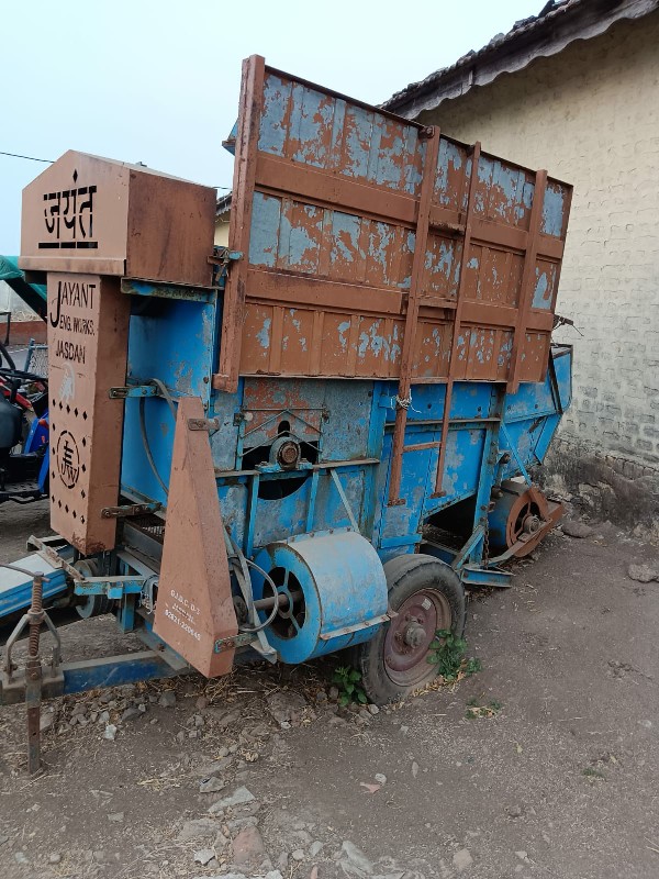 જયત થેસર વેચવા...