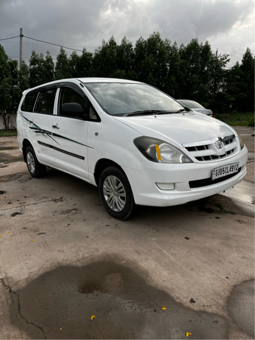 Innova 2009 cng