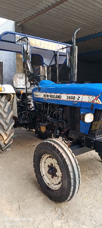 NEW HOLLAND 360...