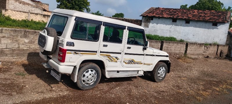 mahindra bolero