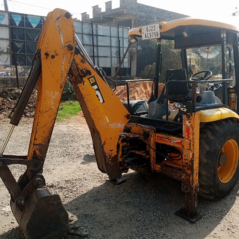 JCB 2DX વેચવાનુ...