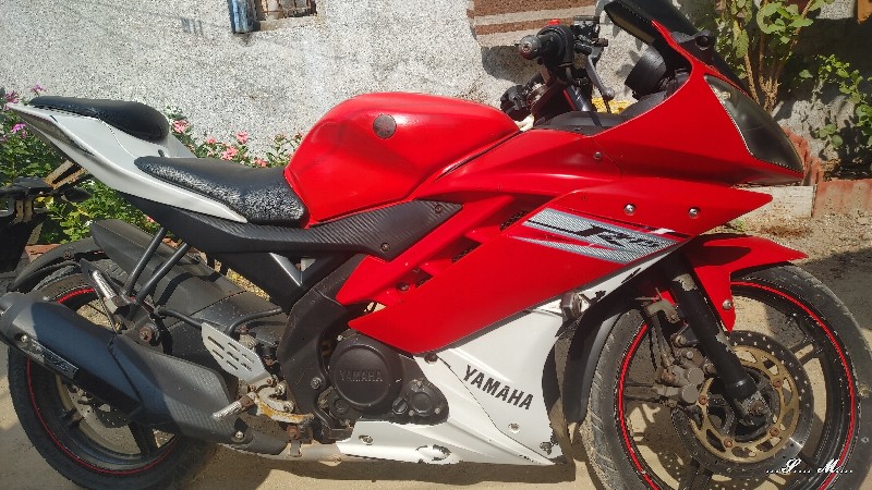 yamaha R15  .V2