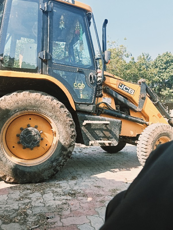 jcb.2018