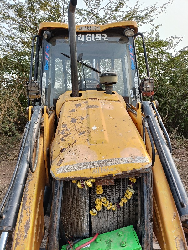 JCB