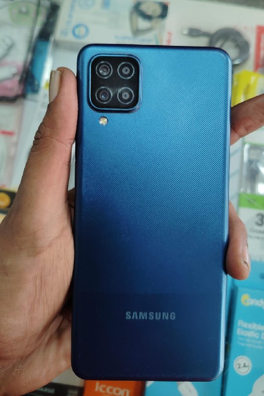 Samsung a12