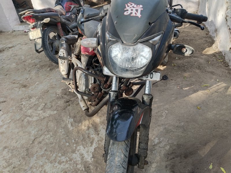 pulsar 150