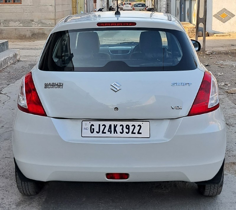 Maruti Swift Vd...