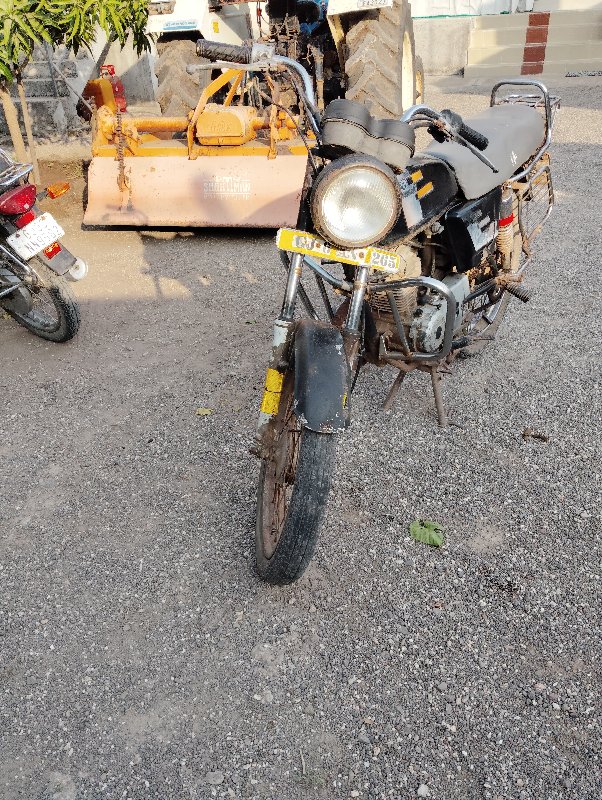 Boksar bajaj