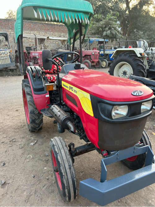 Mahindra jivo 2...