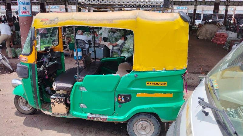 CNG RIKSHA