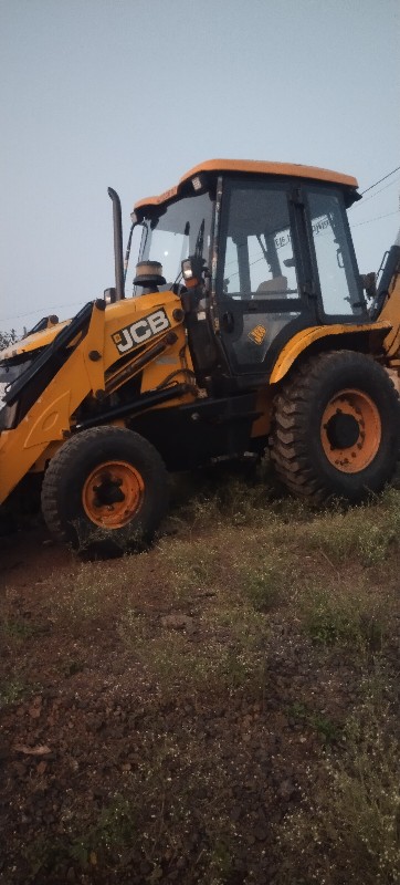 JCB 3DX vesvanu...