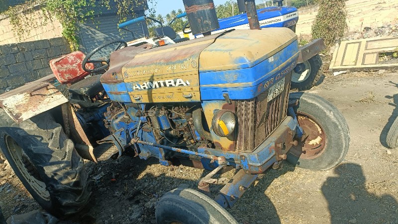 tractor