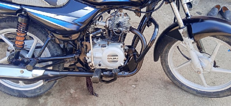 Bajaj ct 100 ci...