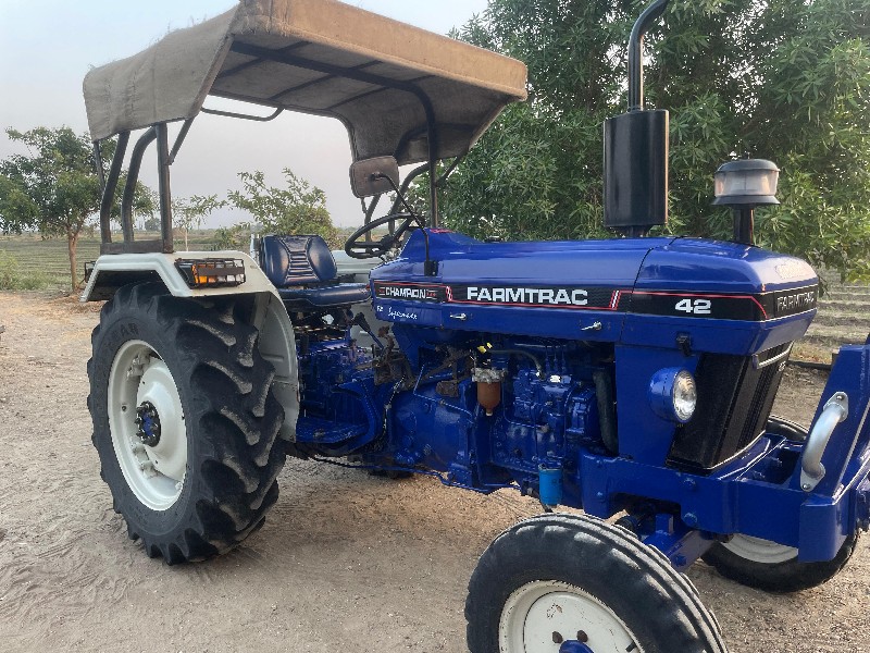 FARMTRAC 42 વેચ...