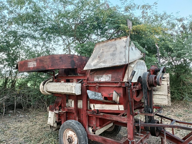 સુરજ ની ફૂંકાની